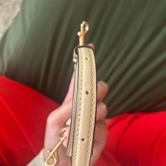 Coach Tan Signature Handbag - Picture 5 of 6